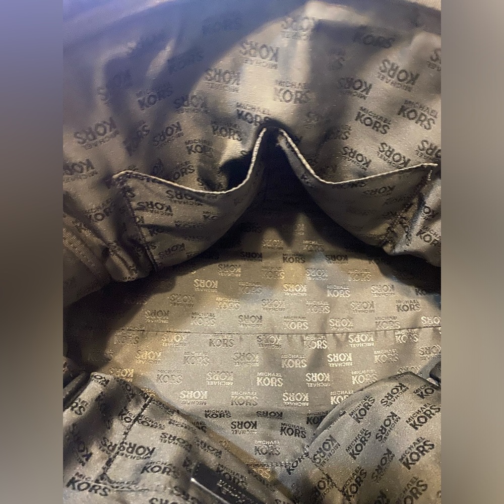 FIRE SALE 🔥🔥 Michael Kors MK Satchel Bowling Bag Tote Medium/Large Size - Picture 8 of 15